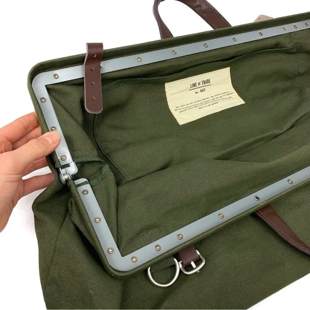 LINE OF TRADE Canvas Weekender Duffle Bag Olive Green